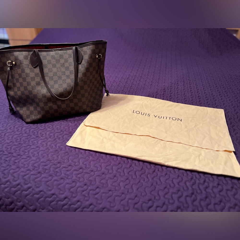 Louis Vuitton Damier Ebene Neverfull MM.